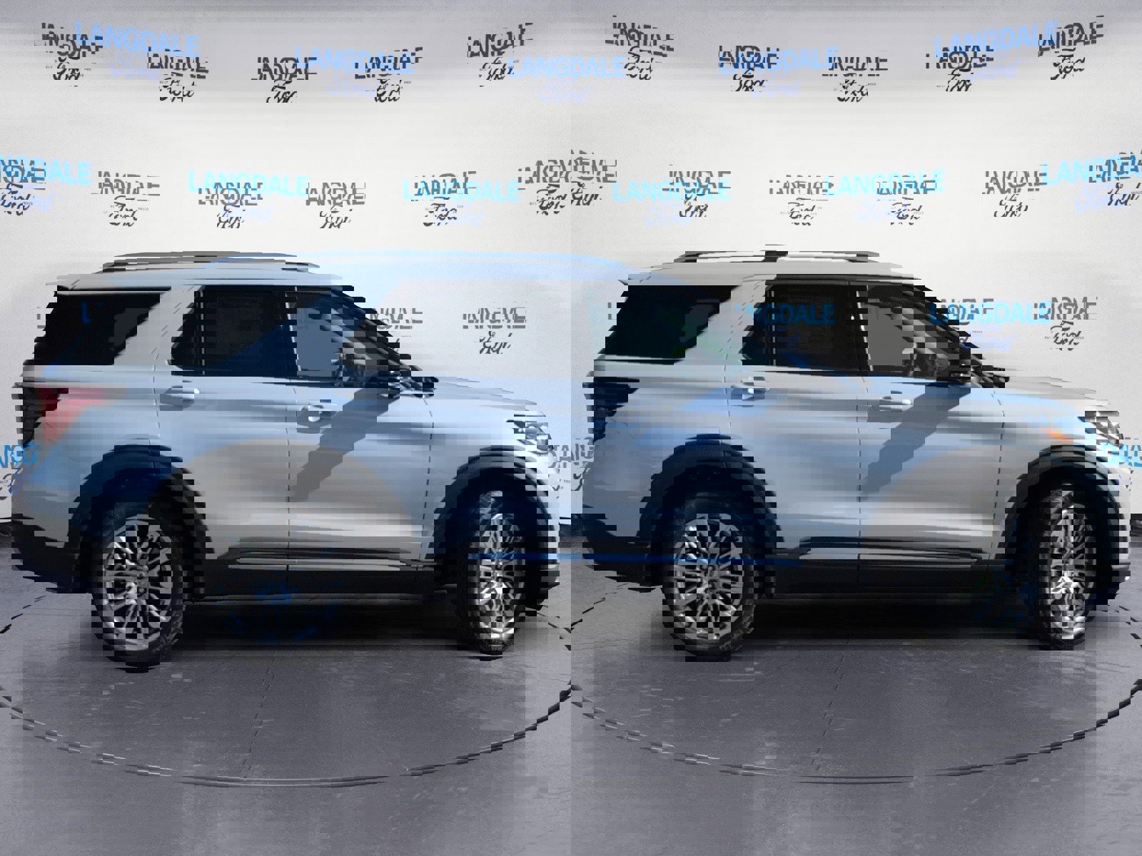 New 2026 Ford Explorer Platinum video 3