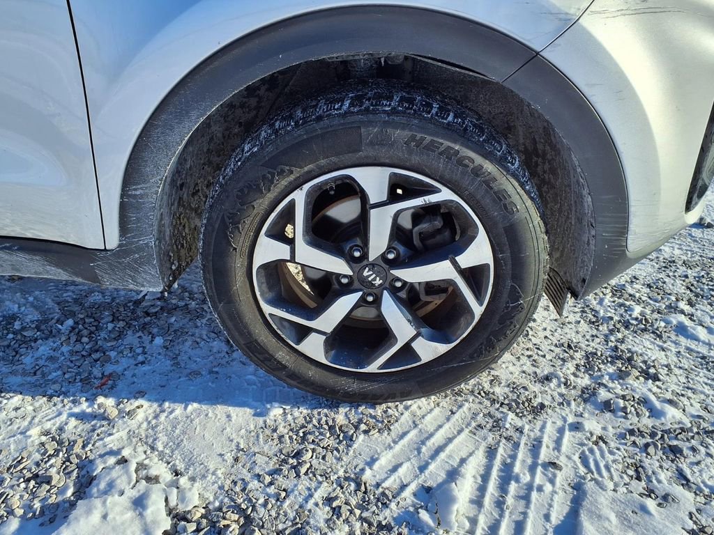Used 2021 Kia Sportage LX AWD/4WD image 32