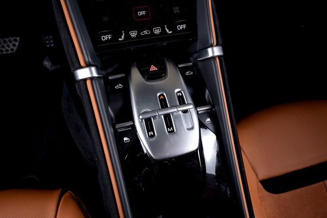 Used 2024 Ferrari Roma Spider image 43