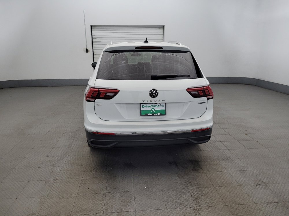 Used 2022 Volkswagen Tiguan SE image 6