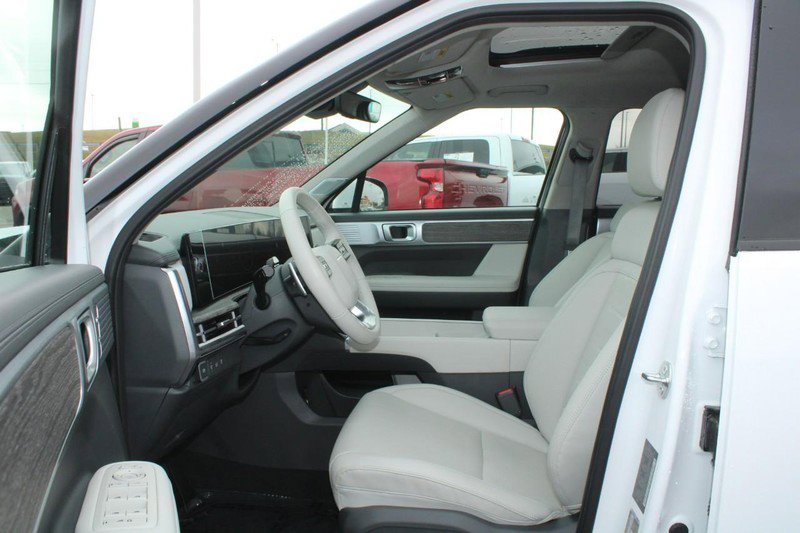 Used 2026 Hyundai Santa Fe Limited image 9