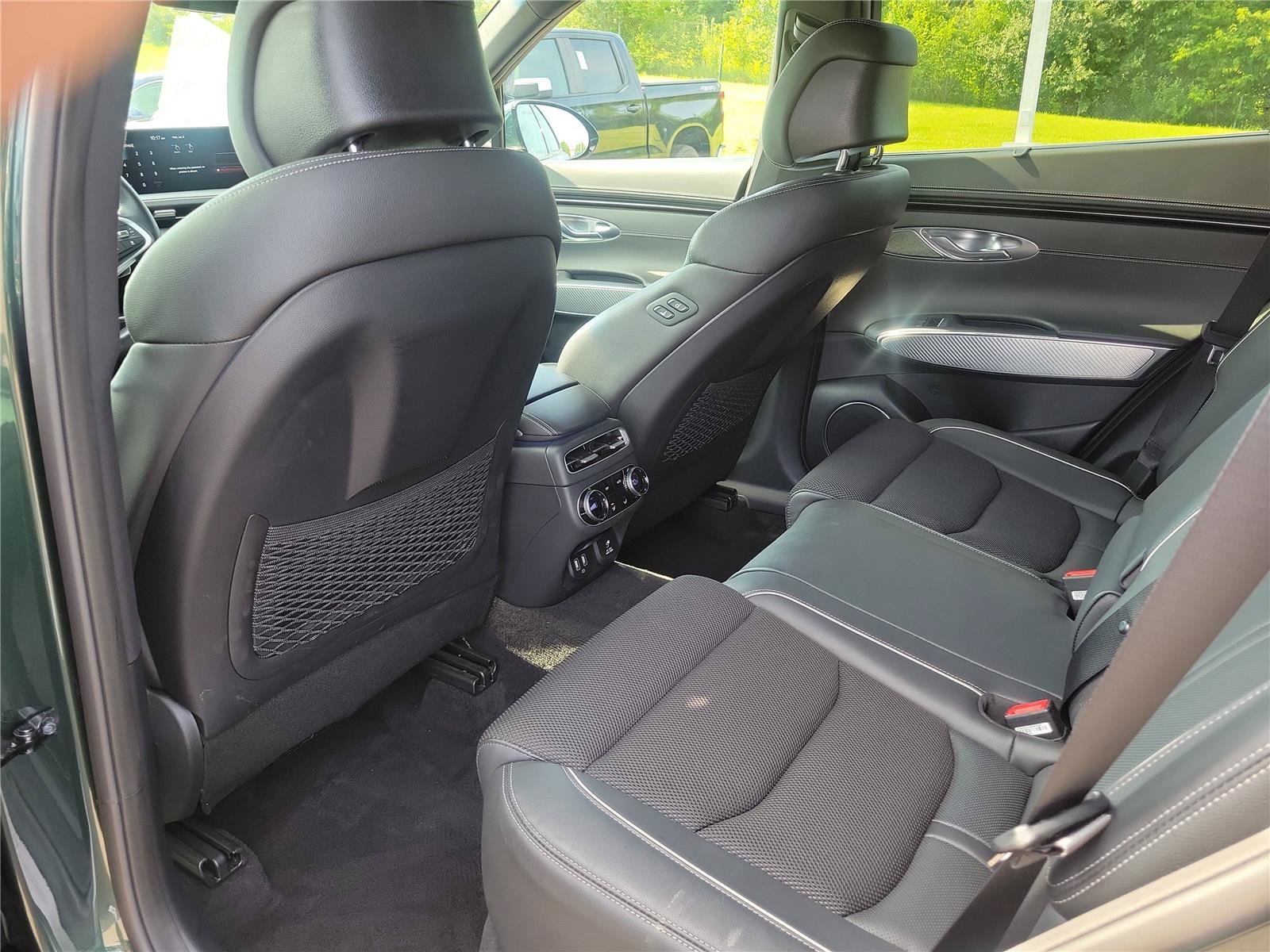 Used 2023 Genesis GV70 2.5T w/ Sport Prestige Package AWD/4WD image 15