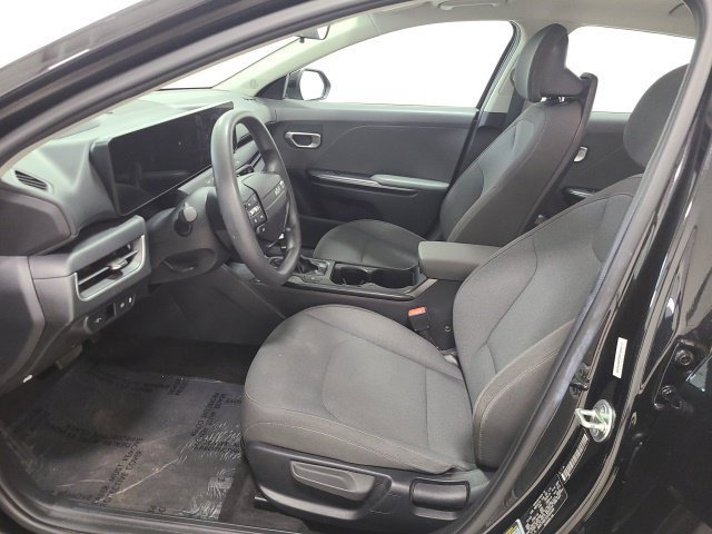 Used 2025 Kia K4 FWD image 14