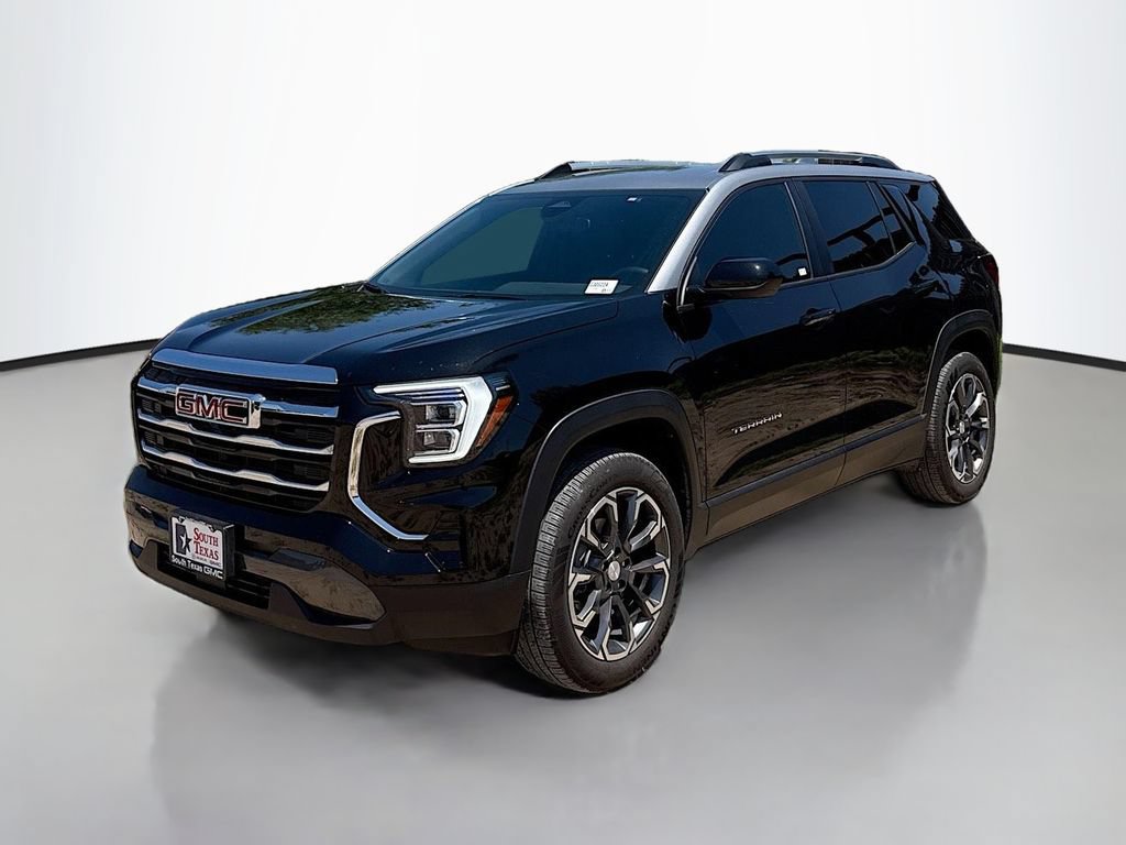 Used 2026 GMC Terrain Elevation w/ Elevation Premium Package FWD image 3