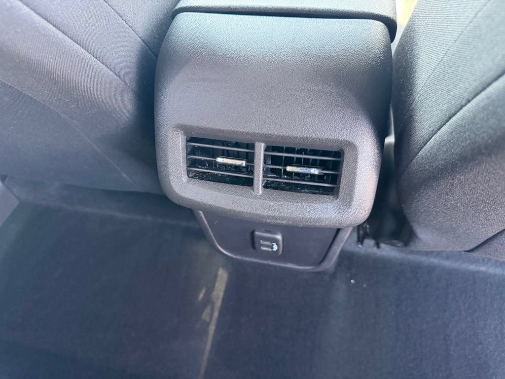 Certified 2024 Chevrolet Equinox LT FWD image 17