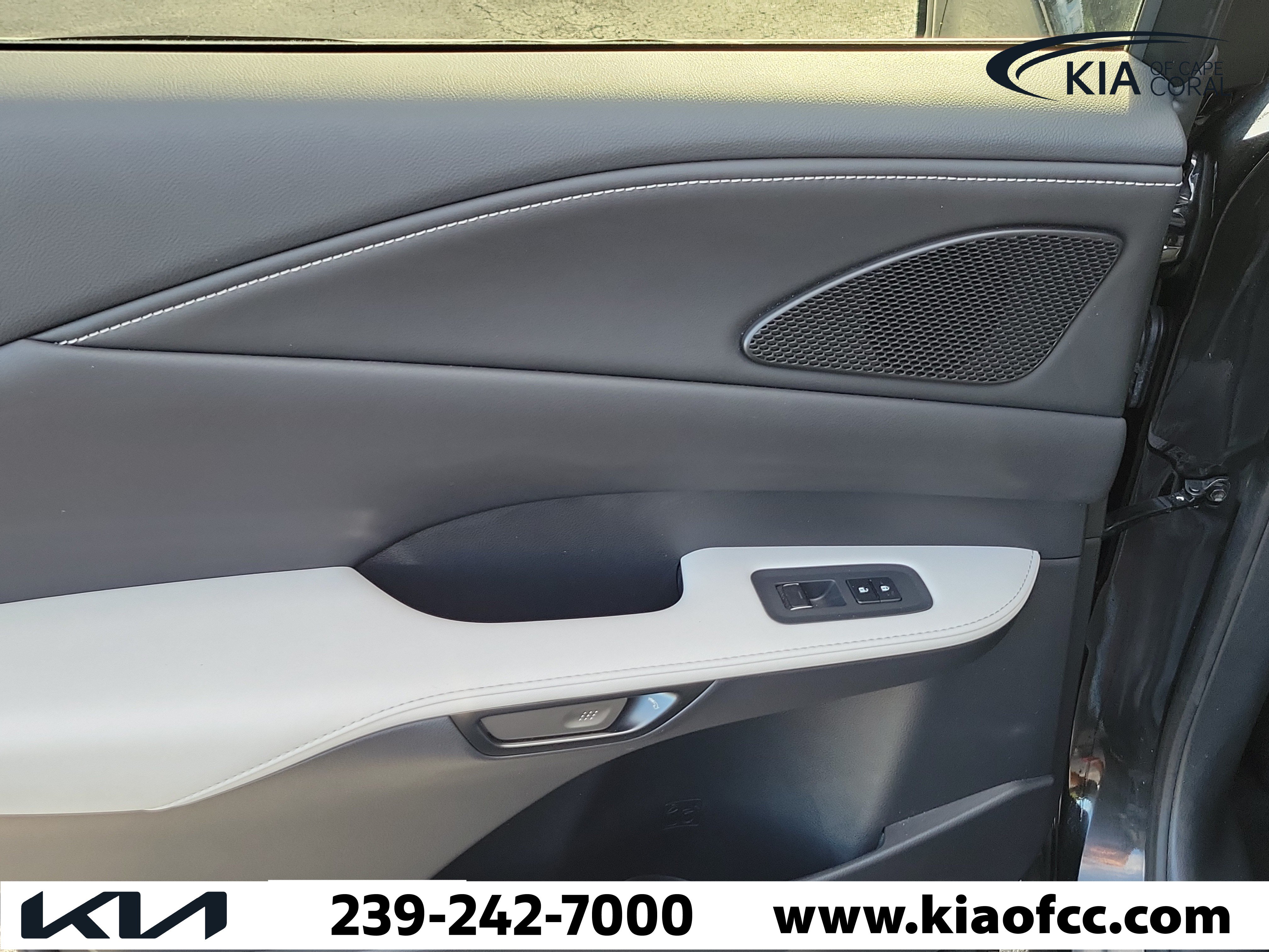 Used 2024 Lexus RX 350 Premium w/ Accessory Package (Z1) FWD image 15