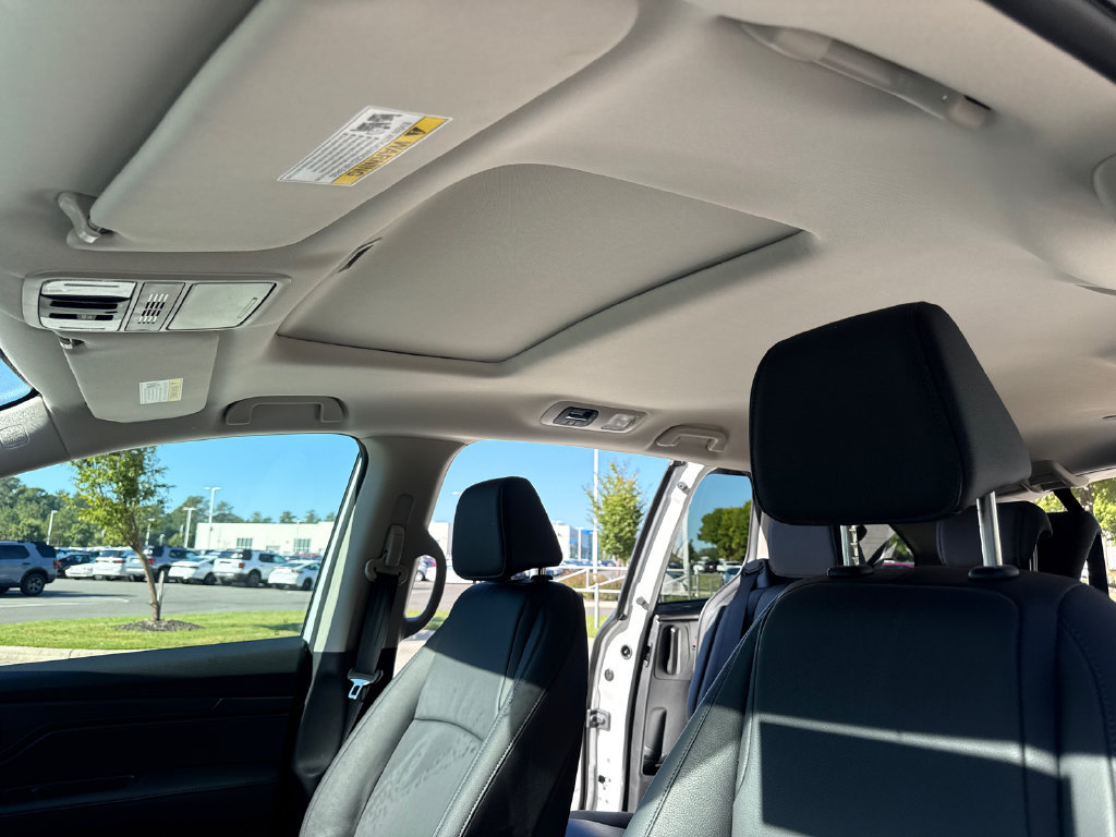 Certified 2026 Honda Odyssey EX-L image 31