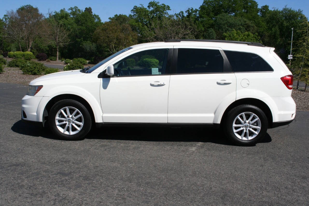 Used 2013 Dodge Journey SXT w/ Flexible Seating Group AWD/4WD image 8