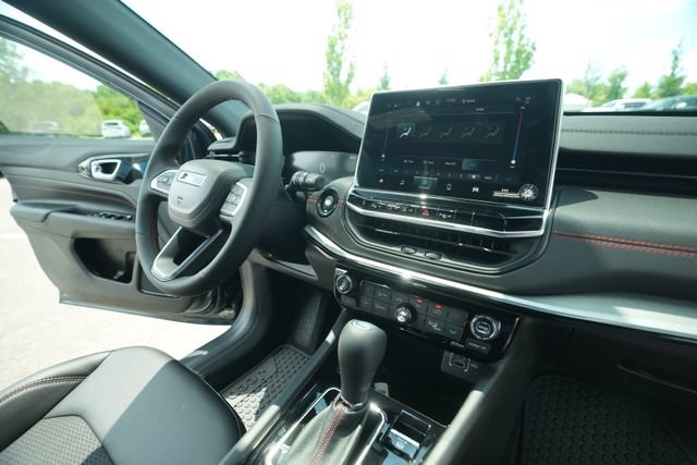 New 2026 Jeep Compass Trailhawk AWD/4WD image 34