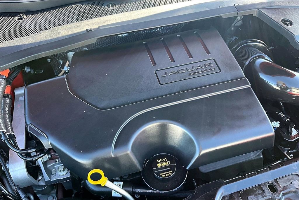 Used 2021 Jaguar E-PACE SE image 29