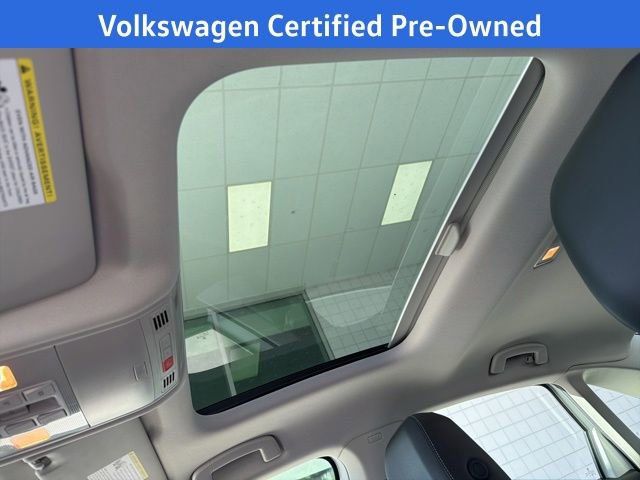 Certified 2025 Volkswagen Jetta SE image 19
