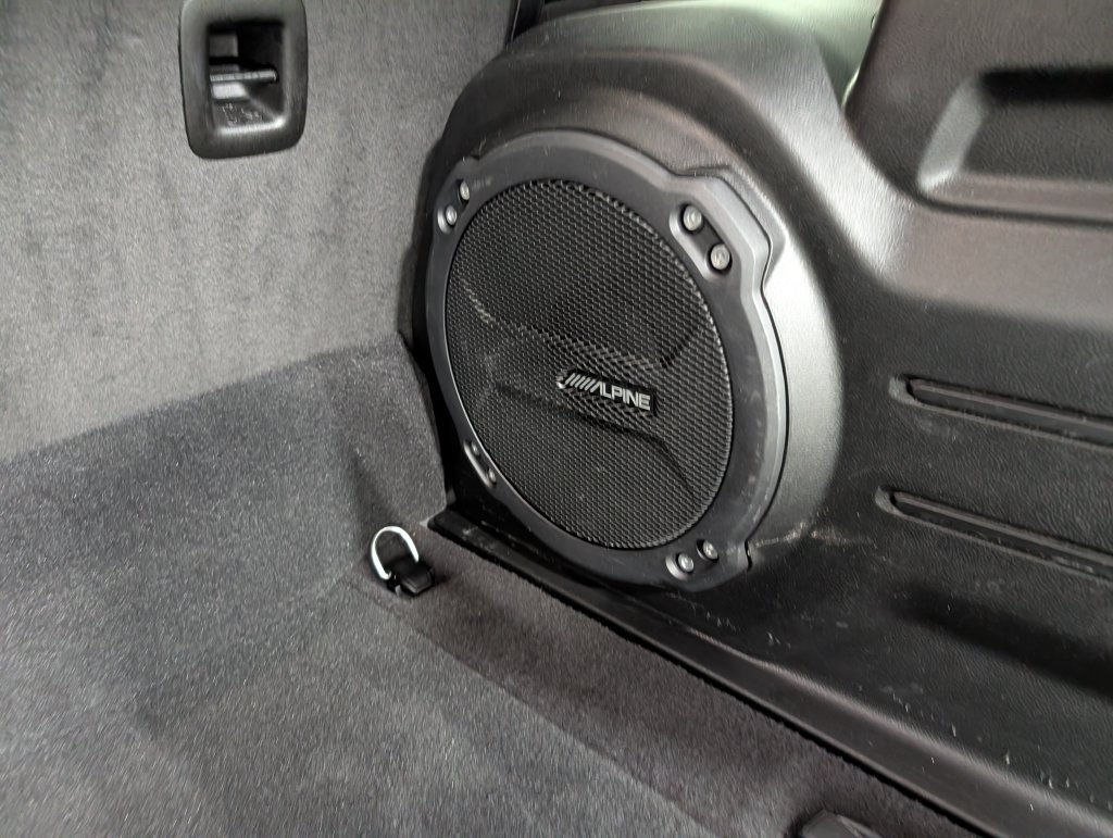 Used 2023 Jeep Wrangler Unlimited w/ Sun & Screen Package AWD/4WD image 23