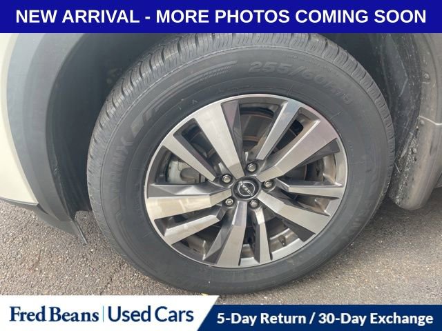 Used 2024 Nissan Pathfinder SL AWD/4WD image 14