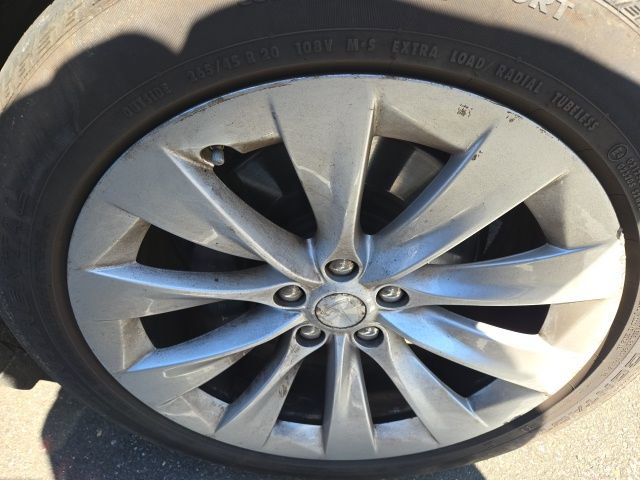 Used 2018 Tesla Model X 75D image 26