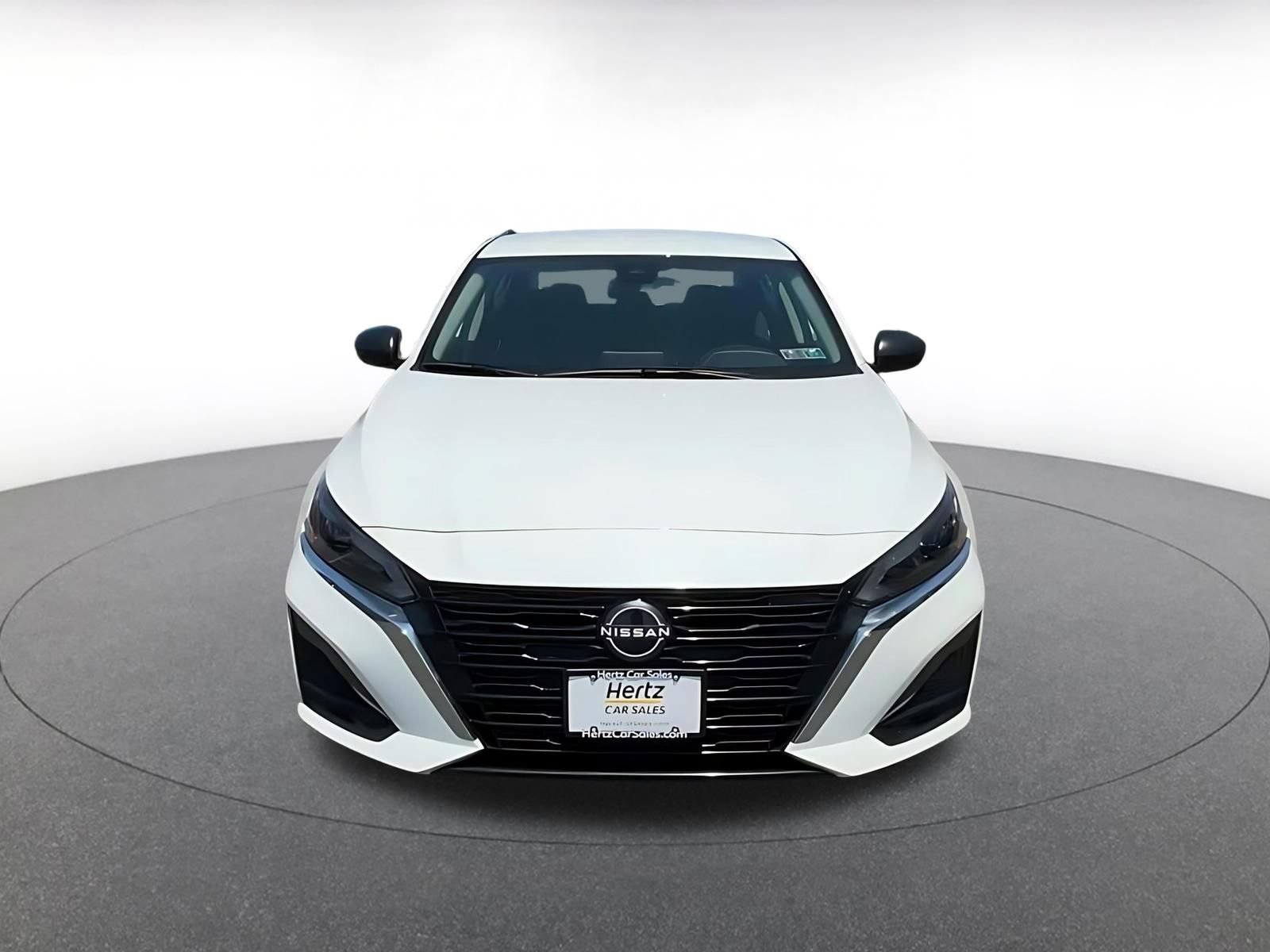 Used 2025 Nissan Altima 2.5 SV FWD image 4