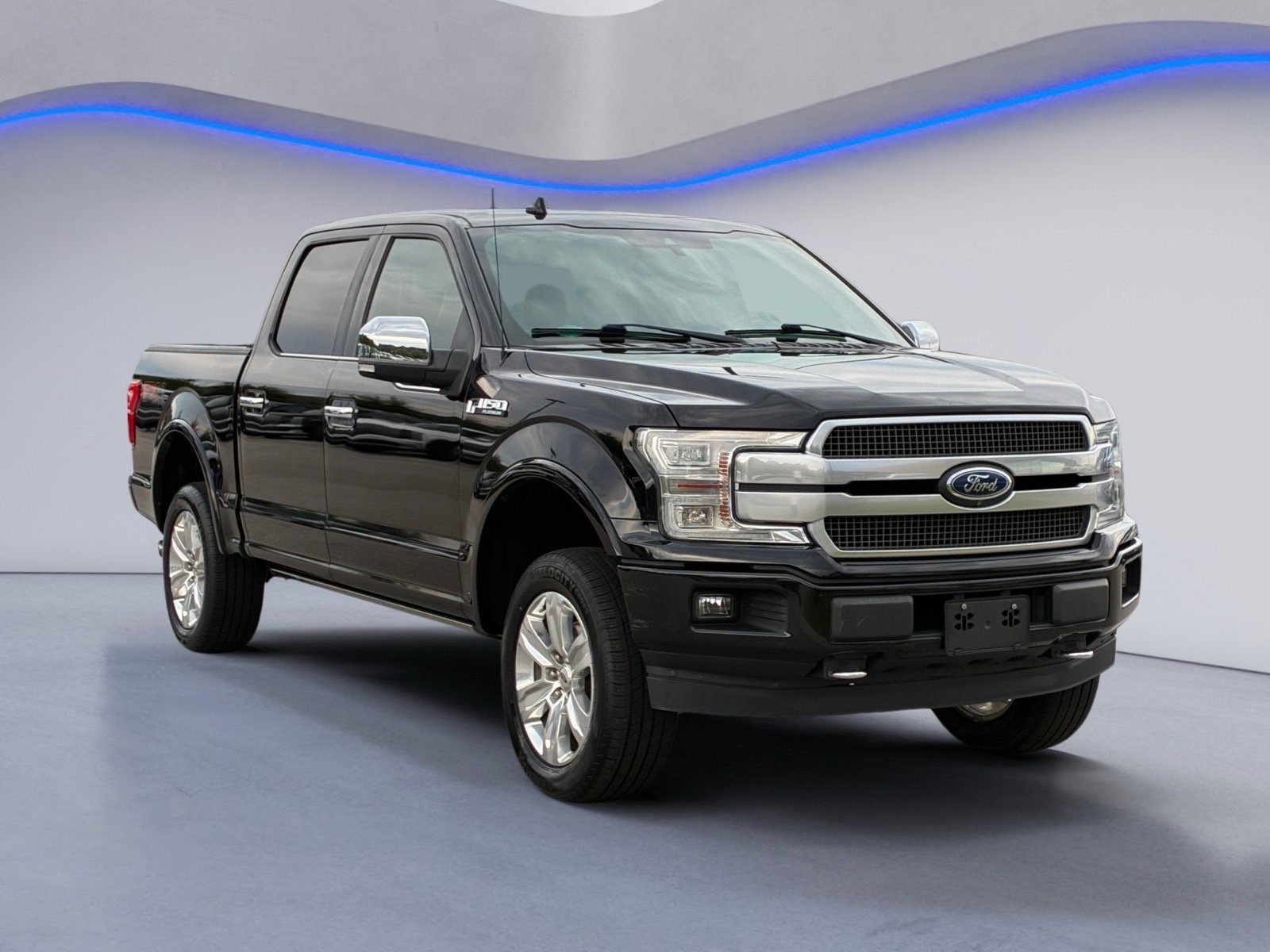 Used 2018 Ford F150 Platinum w/ Equipment Group 701A Luxury AWD/4WD image 5