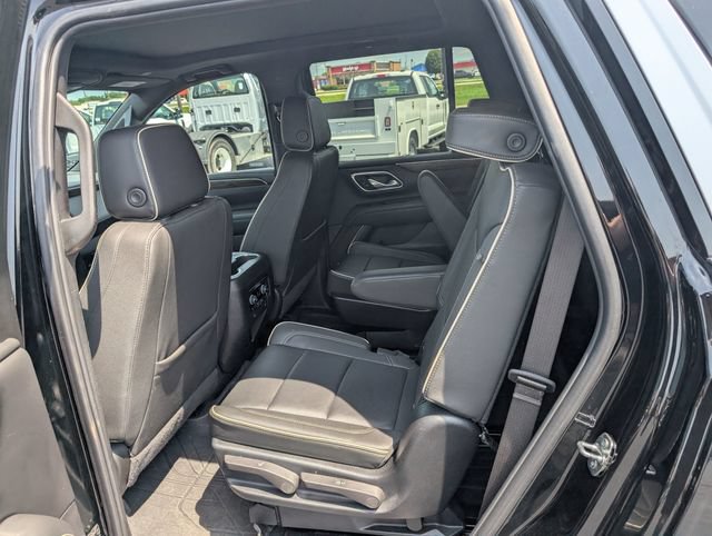 Used 2024 Chevrolet Tahoe Premier w/ Premium Package AWD/4WD image 10