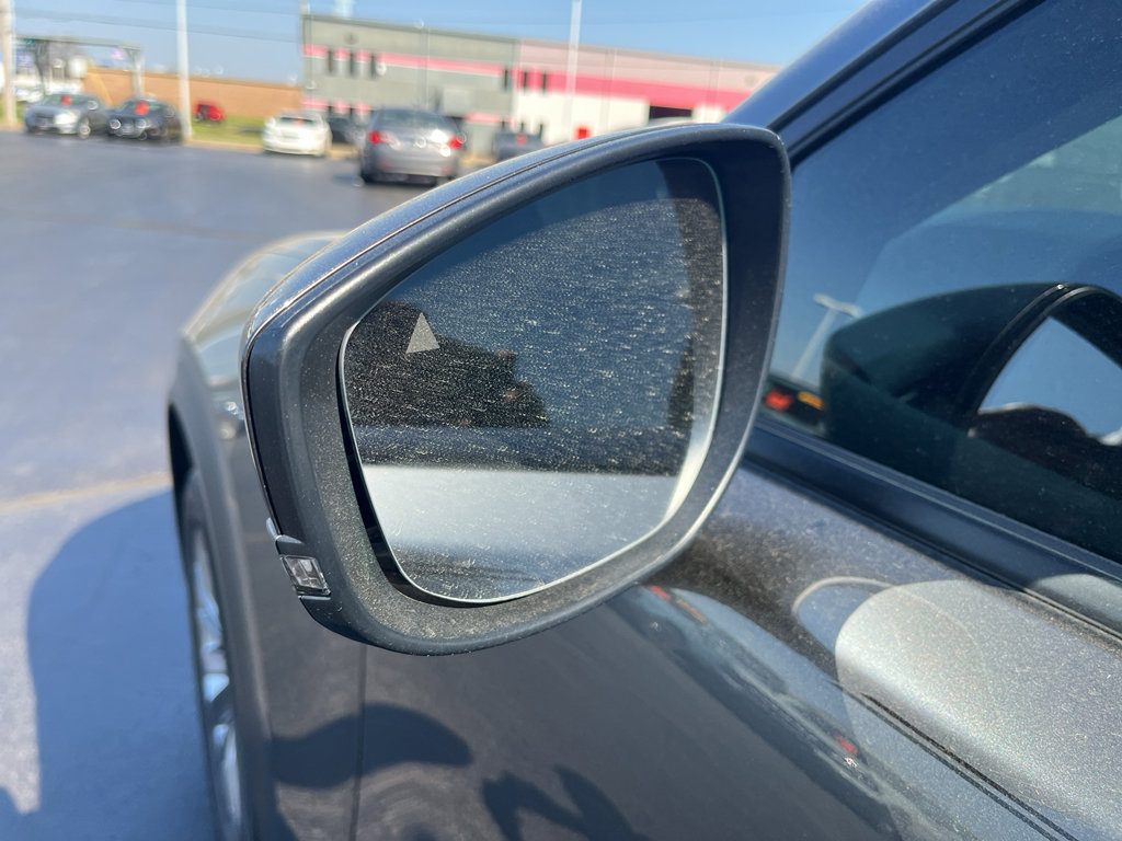 Certified 2025 MAZDA CX-90 3.3 Turbo w/ Preferred Package image 9