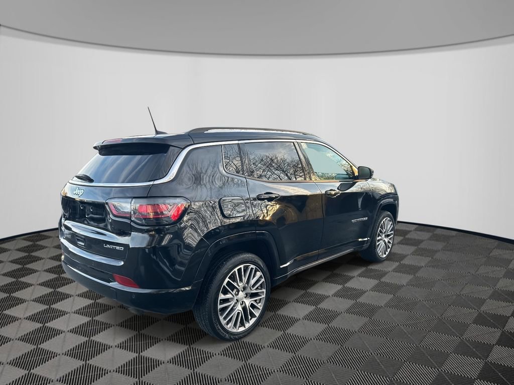 Used 2022 Jeep Compass Limited w/ Elite Group image 5