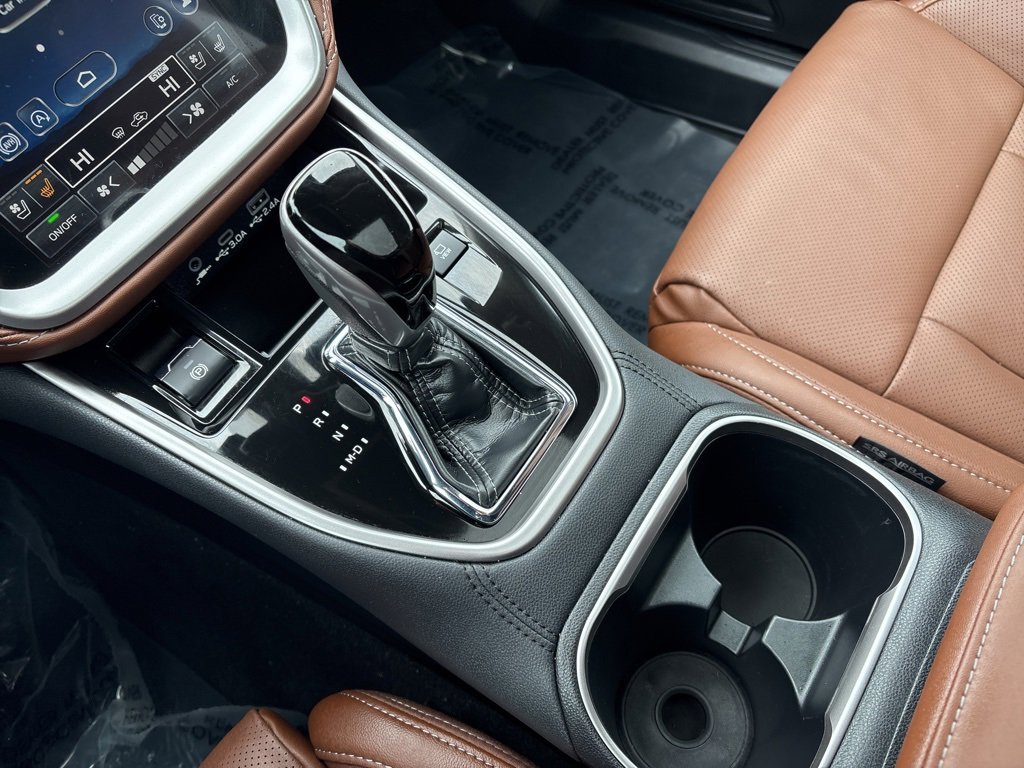 Certified 2025 Subaru Outback Touring XT image 18