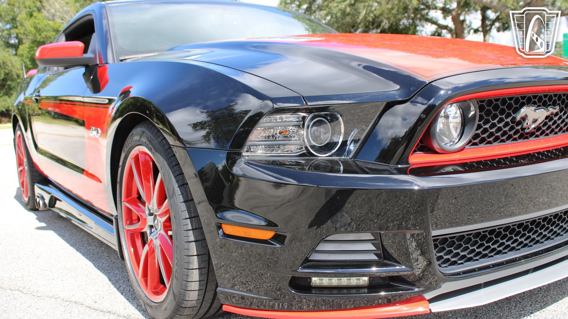 Used 2013 Ford Mustang GT Premium w/ Brembo Brake Pkg RWD image 26