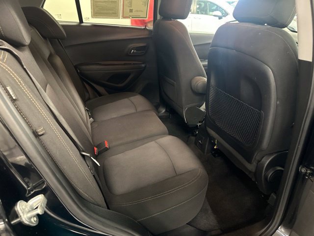 Used 2020 Chevrolet Trax LT FWD image 20