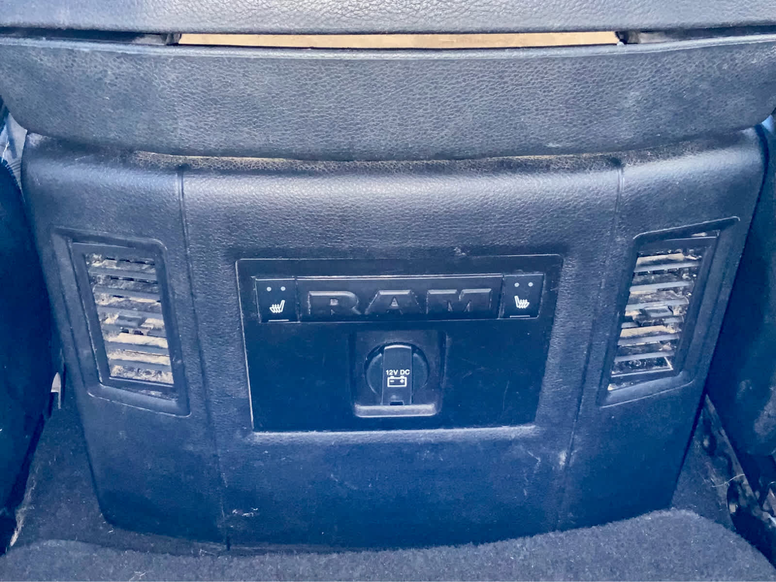 Used 2018 RAM 2500 Laramie w/ Sport Appearance Group image 45