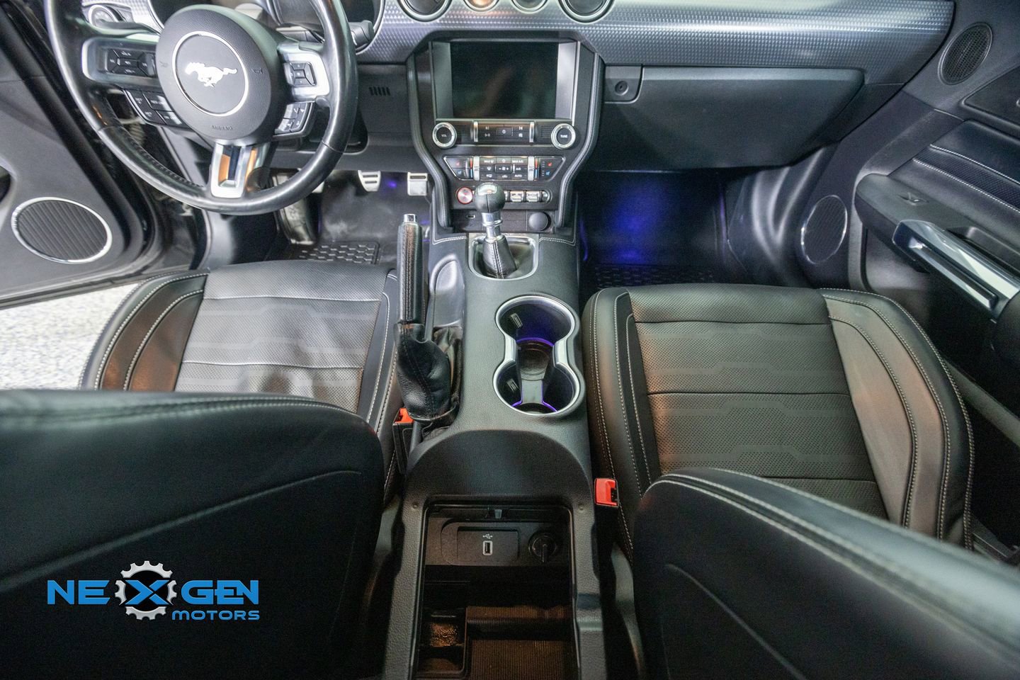 Used 2019 Ford Mustang GT Premium w/ GT Performance Package RWD image 30