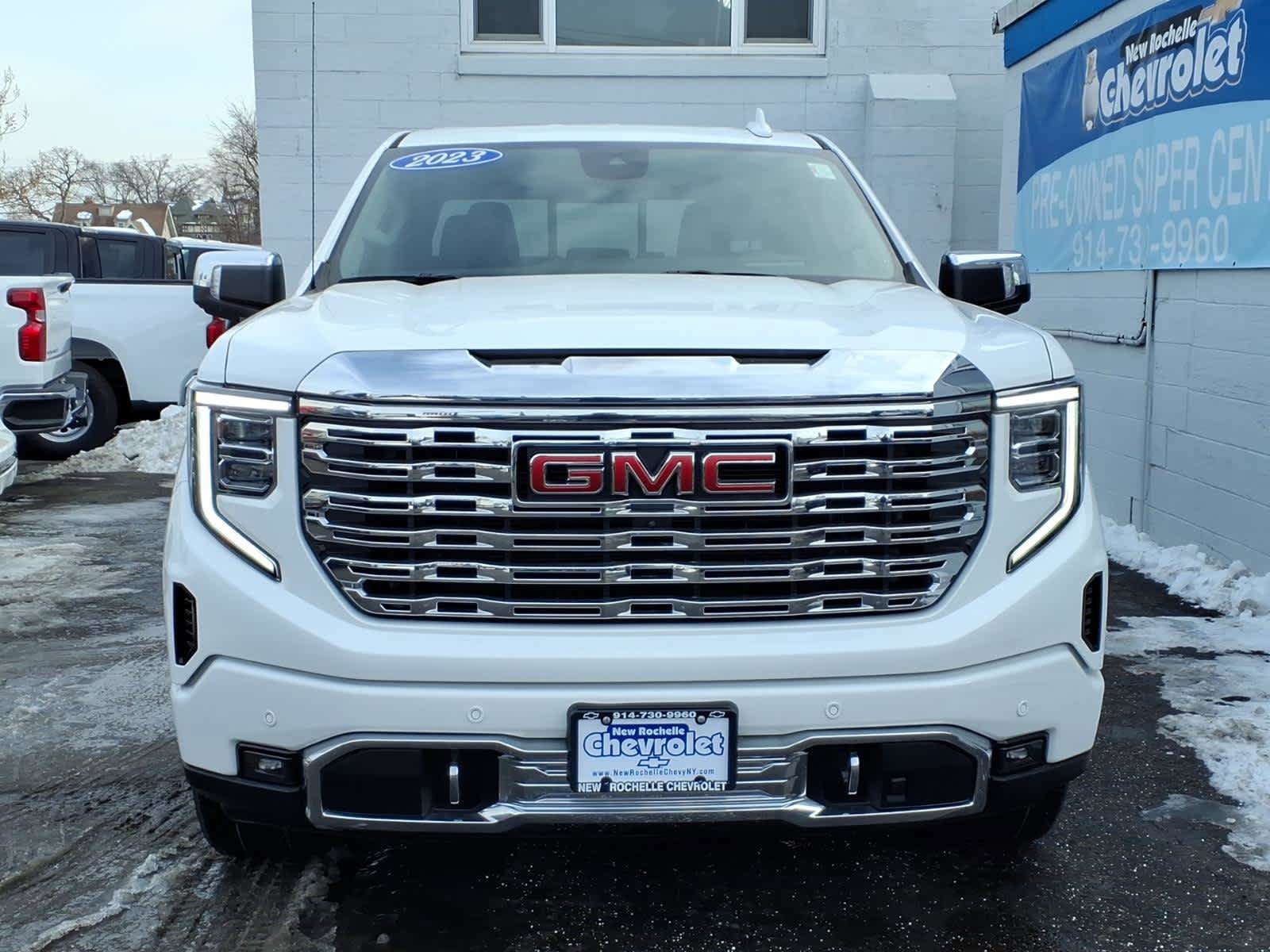 Certified 2023 GMC Sierra 1500 Denali w/ Denali Reserve Package AWD/4WD image 2
