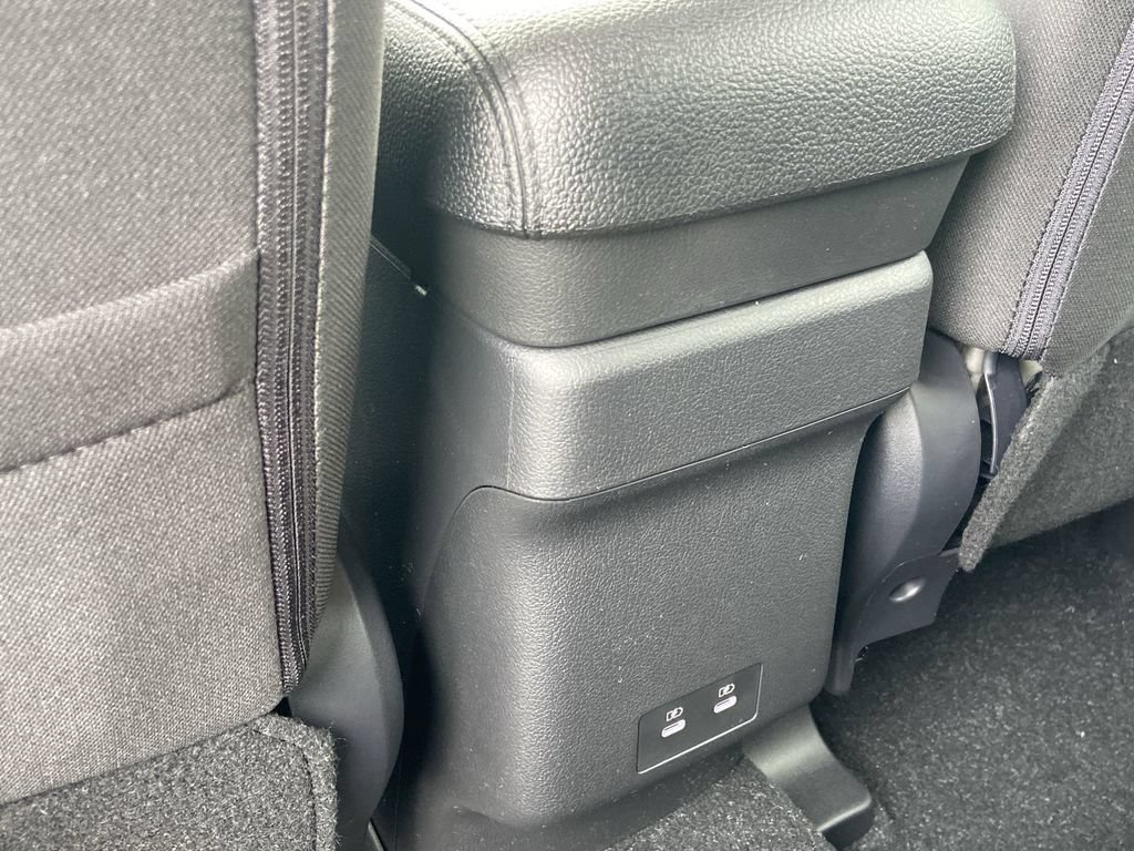 New 2026 Mitsubishi Outlander Sport LE AWD/4WD image 15
