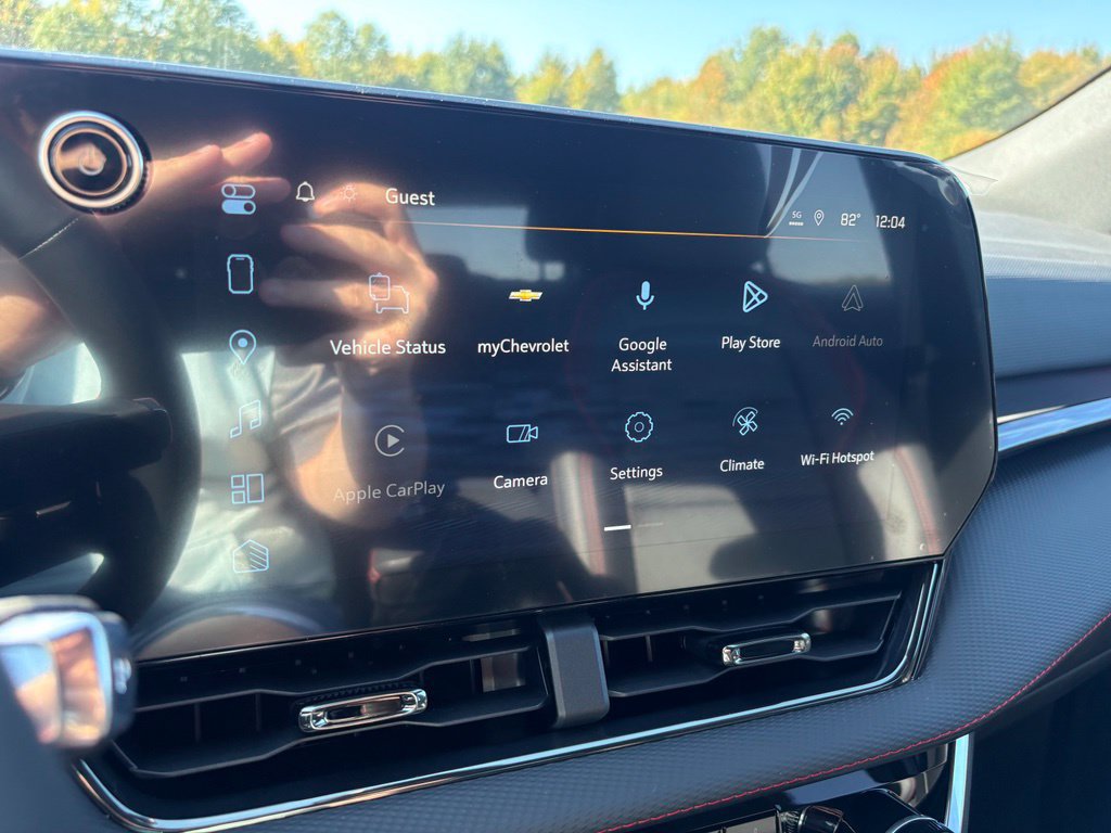 New 2027 Chevrolet Equinox RS FWD image 23