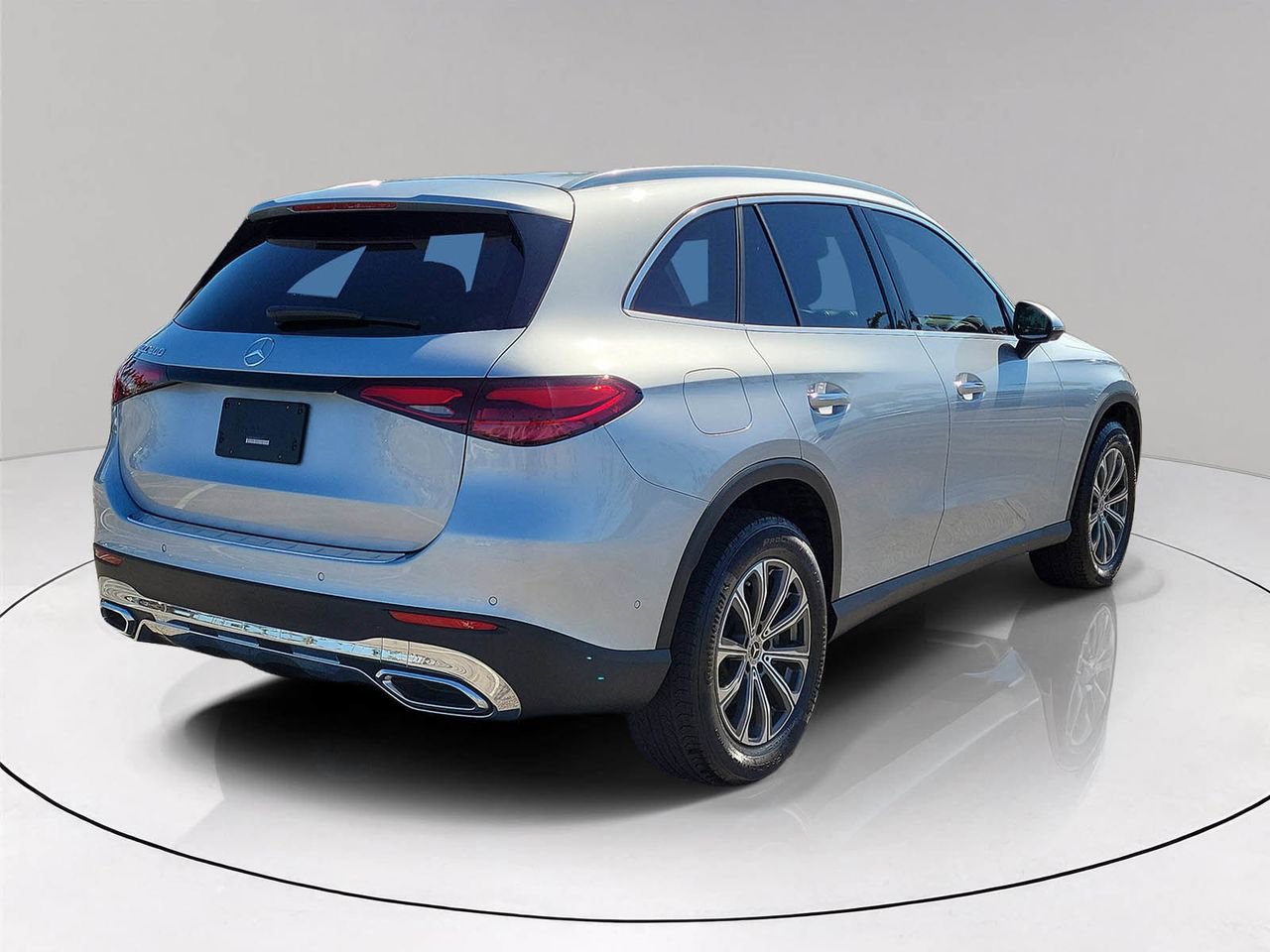 Certified 2024 Mercedes-Benz GLC 300 image 6