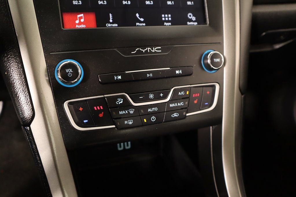 Used 2019 Ford Fusion SEL image 7