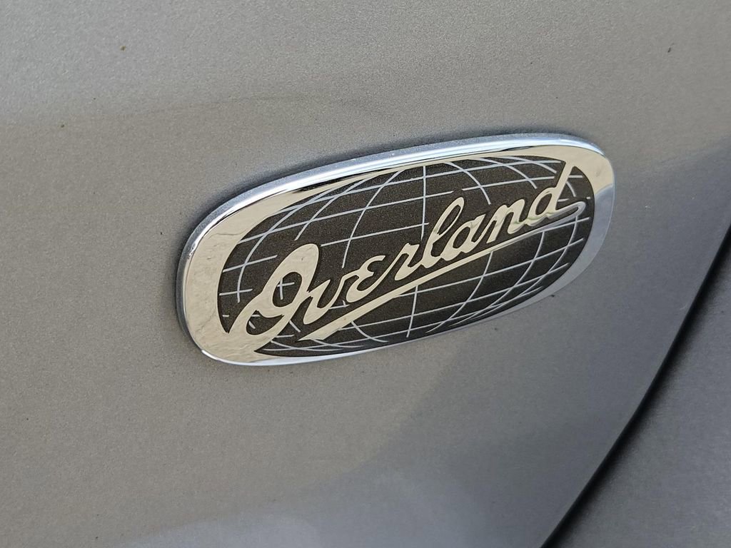 Used 2016 Jeep Grand Cherokee Overland image 9