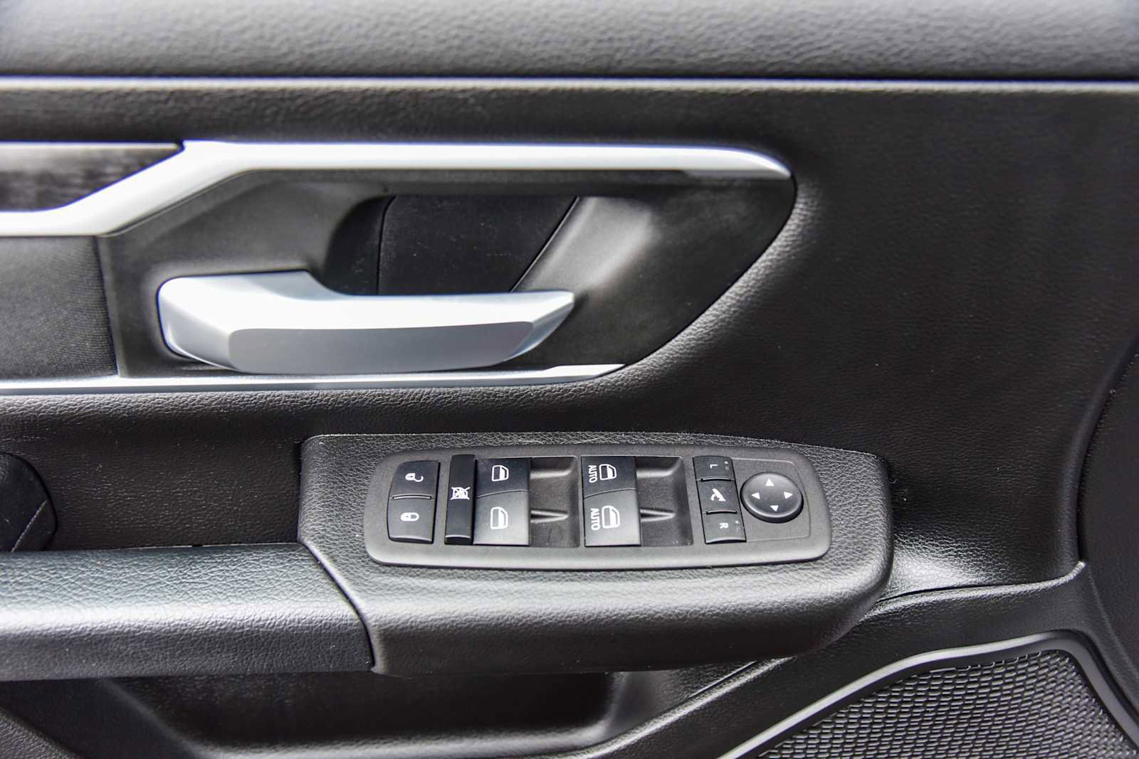 Certified 2023 RAM 1500 Big Horn AWD/4WD image 15