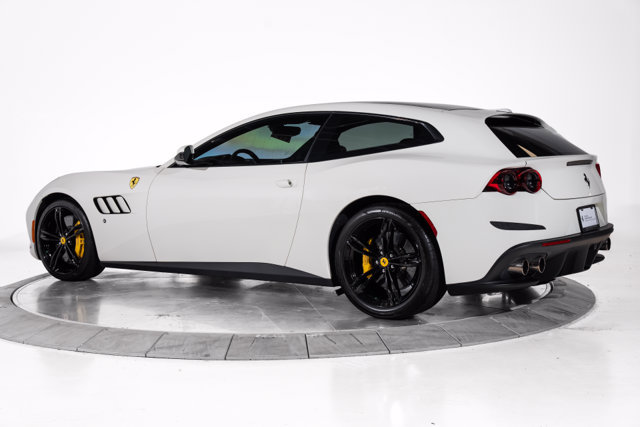 Used 2018 Ferrari GTC4Lusso AWD/4WD image 7
