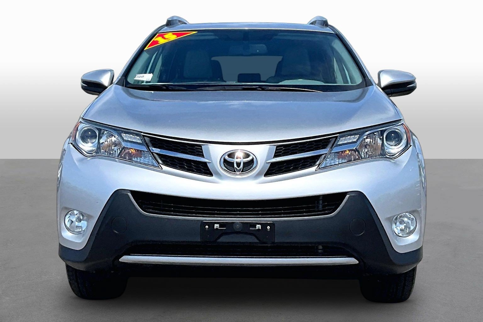 Used 2015 Toyota RAV4 Limited FWD image 3