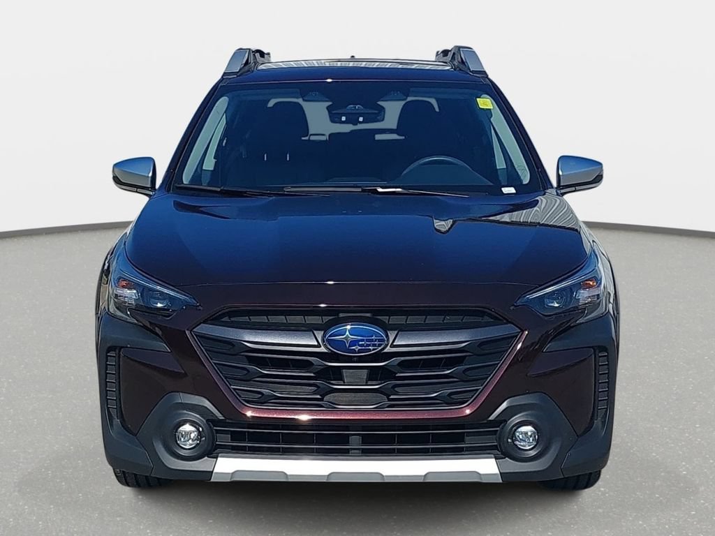 Used 2024 Subaru Outback Touring AWD/4WD image 2