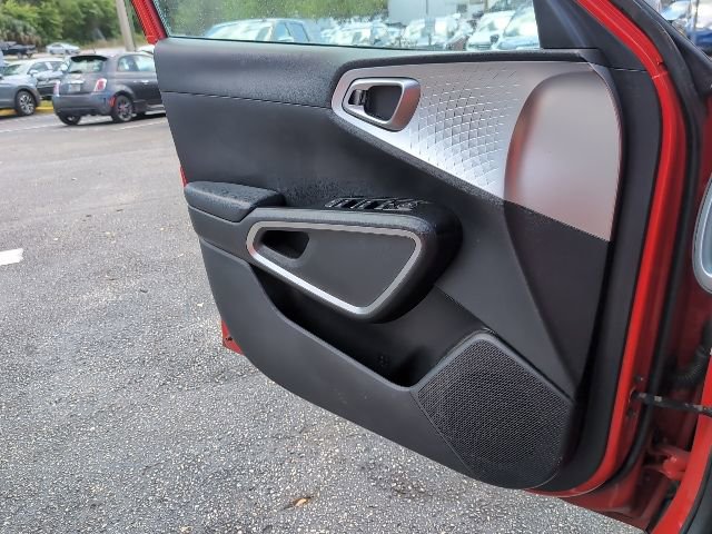 Used 2021 Kia Soul X-Line image 21