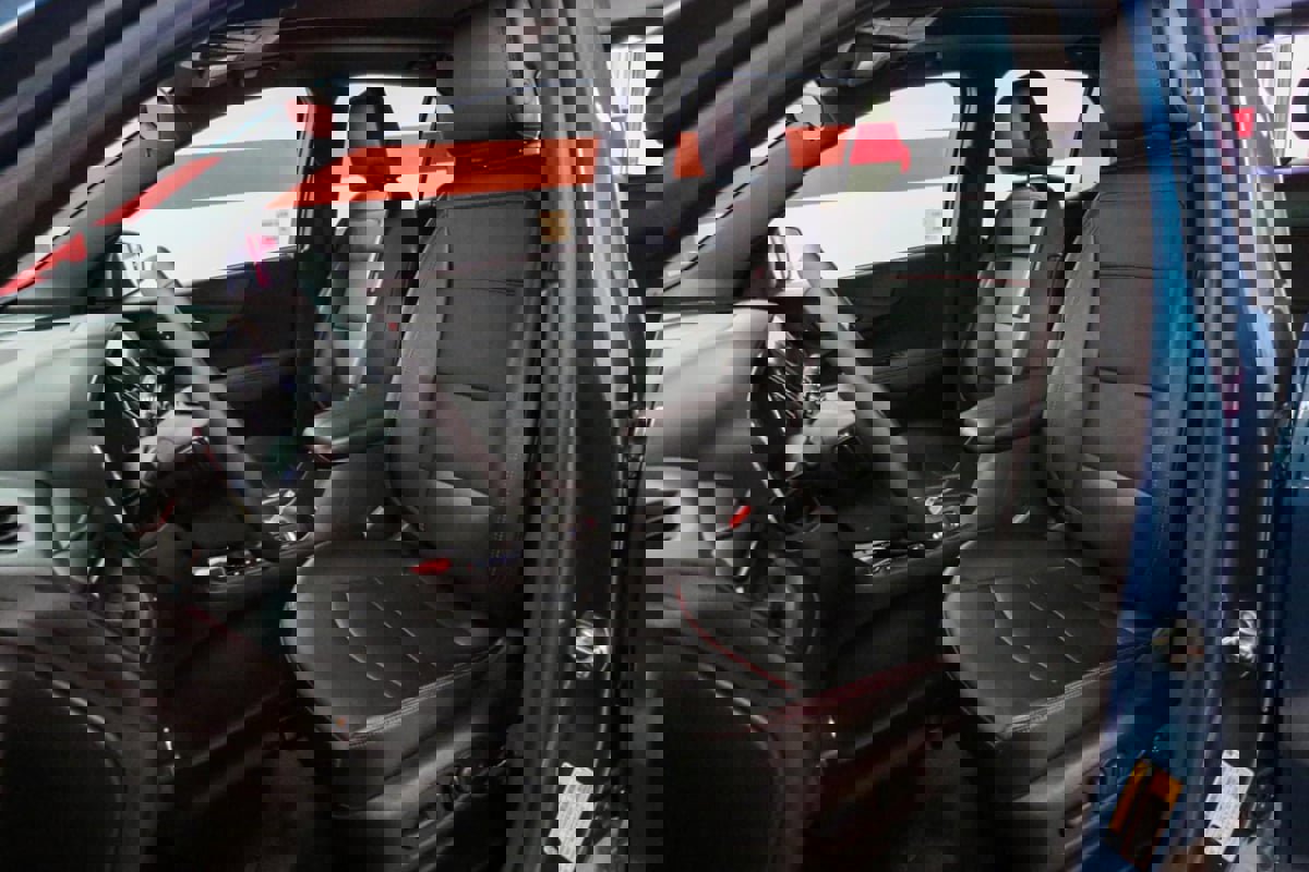 Used 2024 Chevrolet Equinox RS w/ RS Leather Package image 13