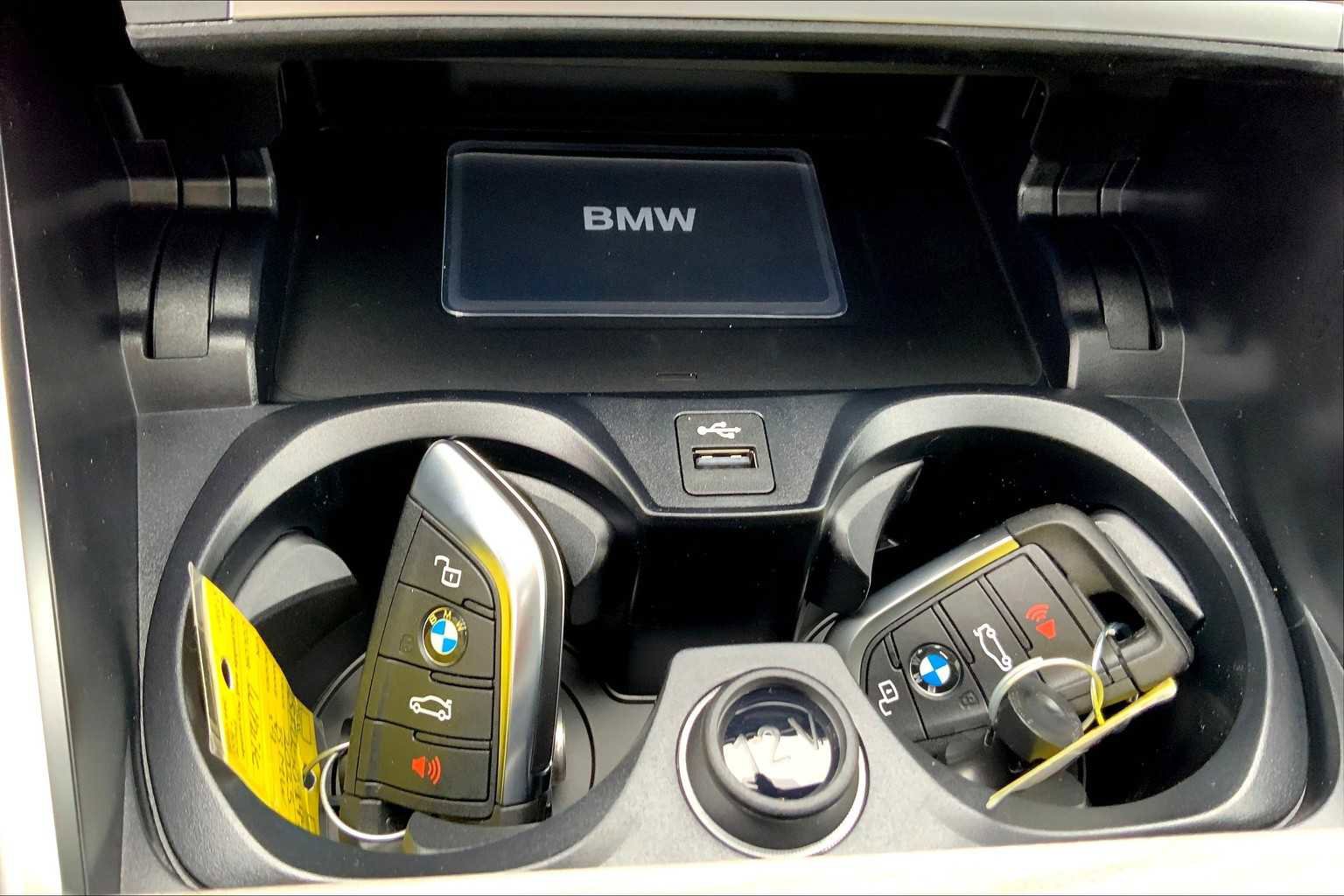 New 2025 BMW i4 xDrive40i w/ Premium Package image 19