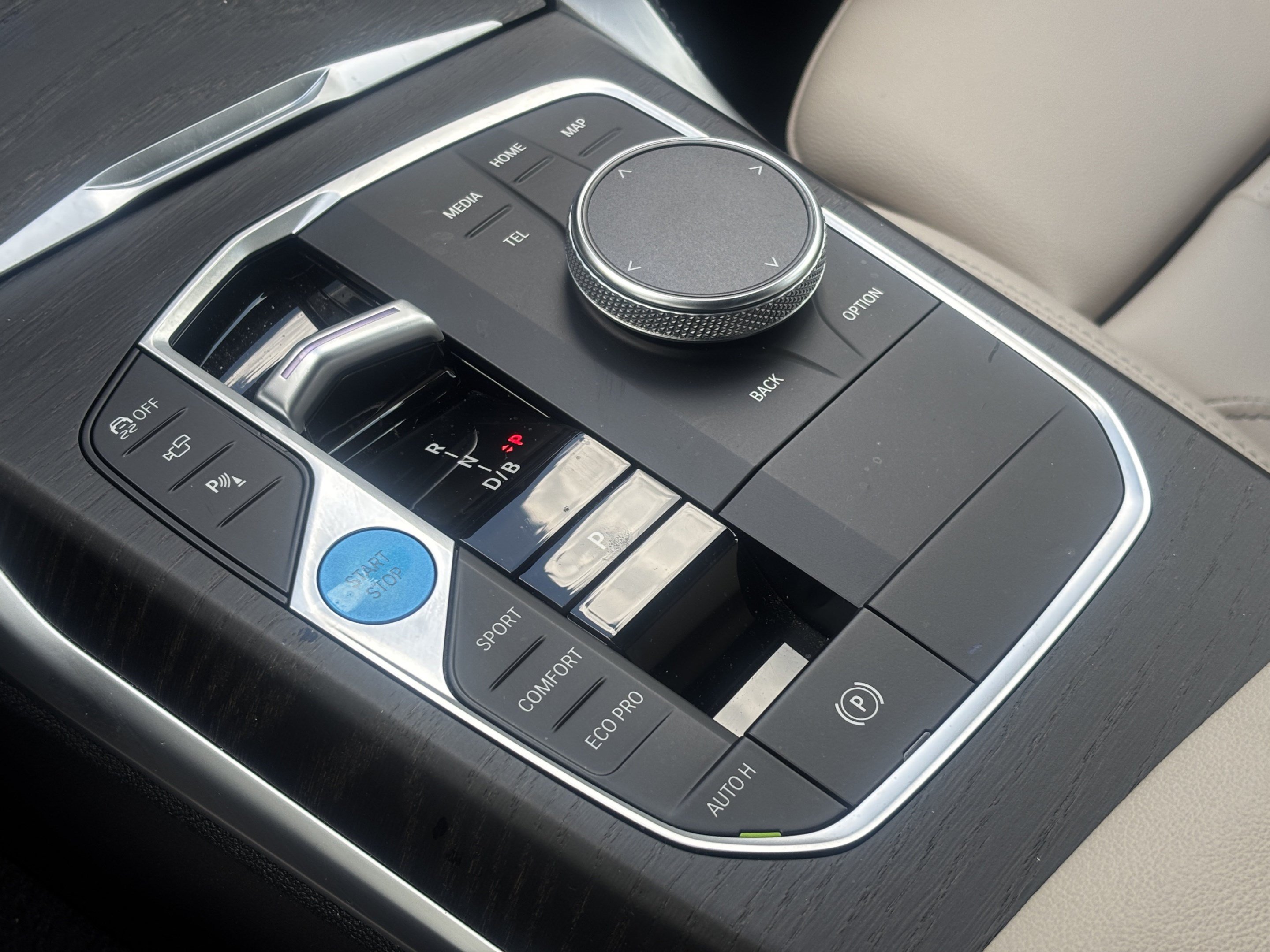 Used 2023 BMW i4 eDrive40 w/ M Sport Package RWD image 10
