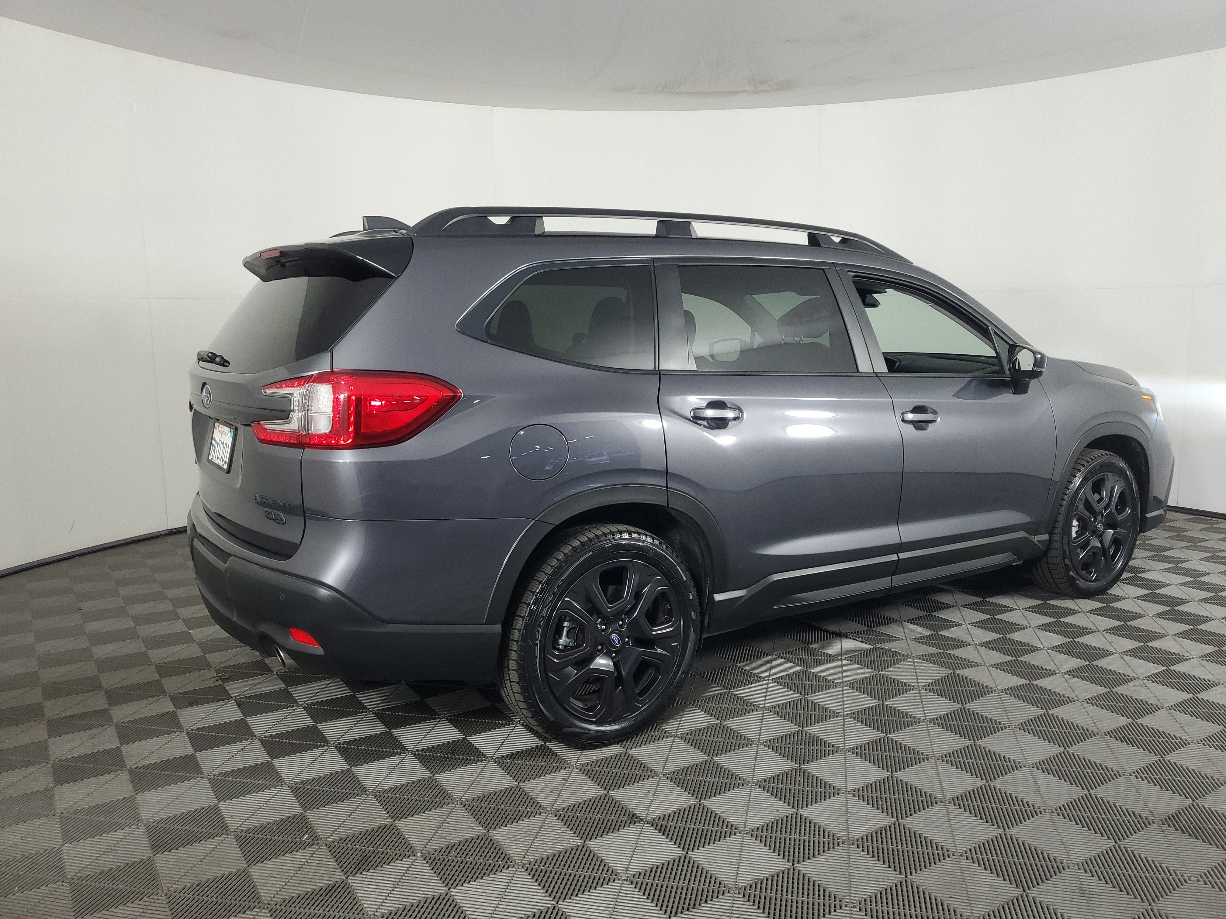 Used 2024 Subaru Ascent Onyx Edition AWD/4WD image 4