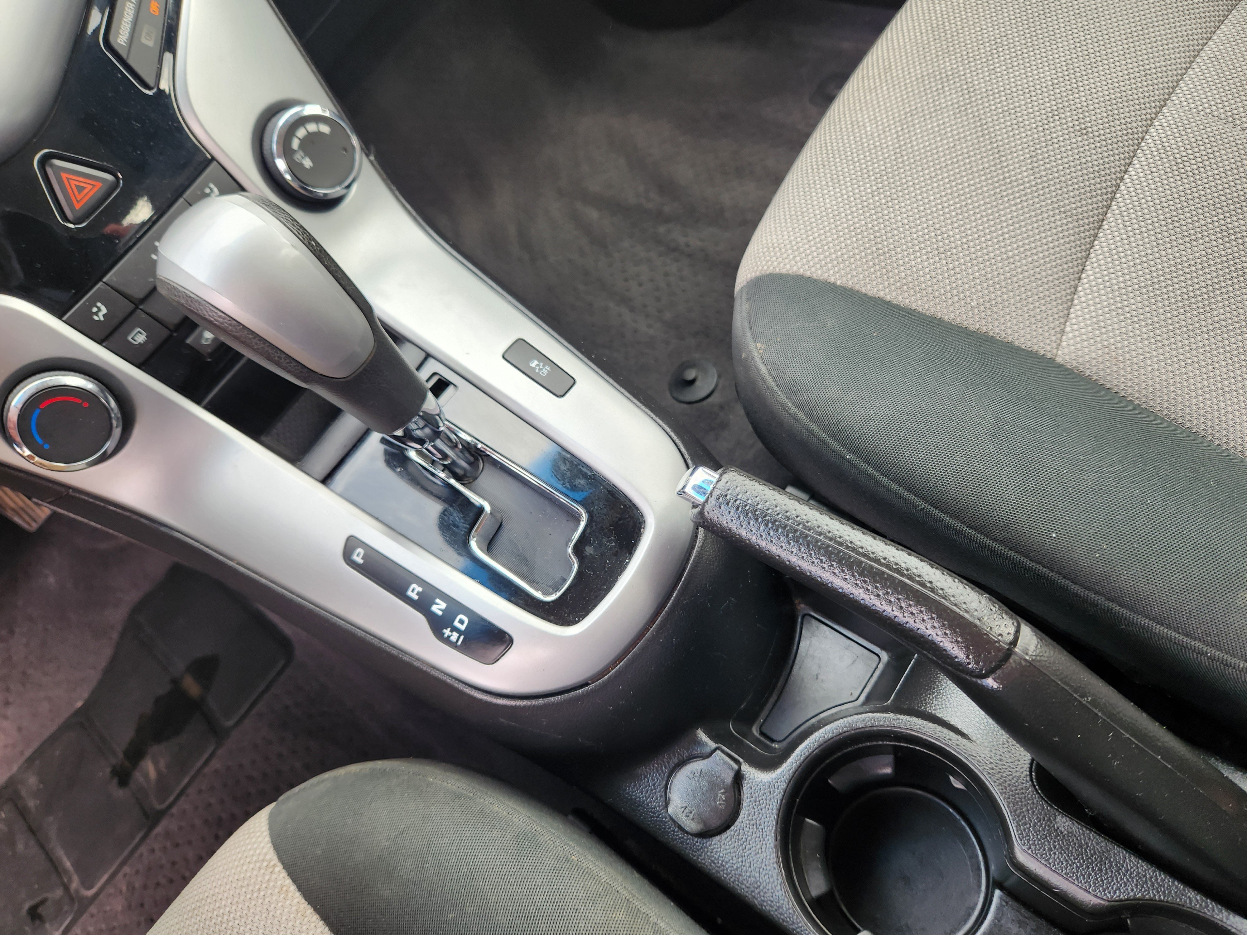 Used 2011 Chevrolet Cruze LS FWD image 14