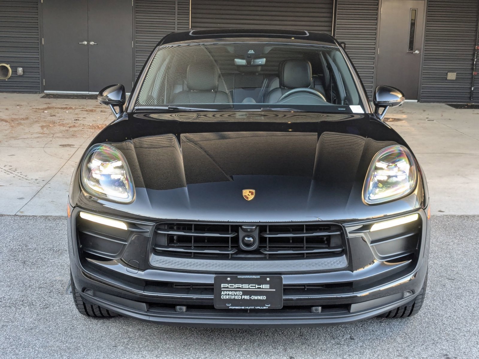 Used 2025 Porsche Macan image 6