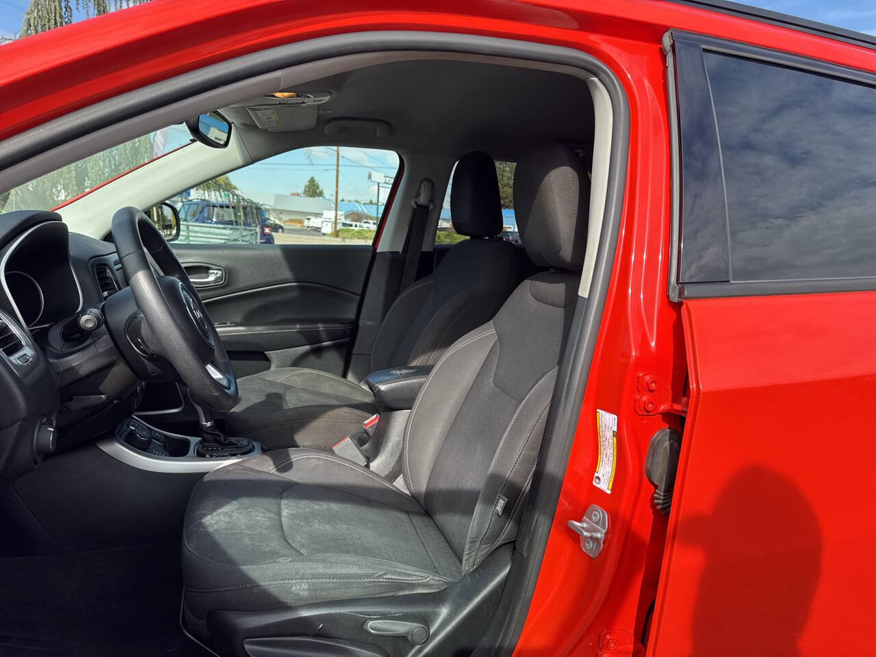 Used 2018 Jeep Compass Sport image 11