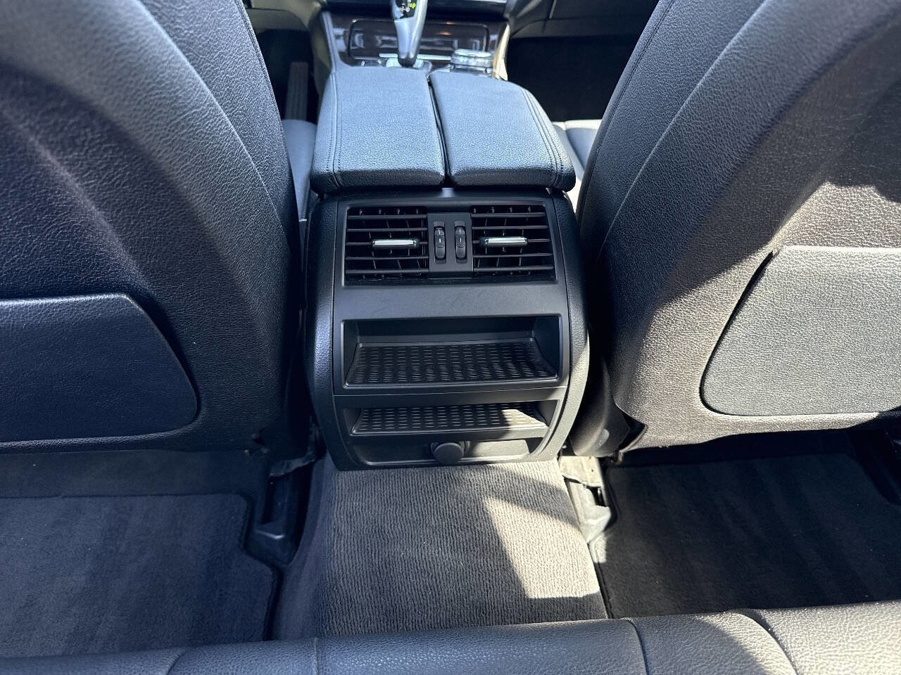 Used 2015 BMW 528i Sedan image 24