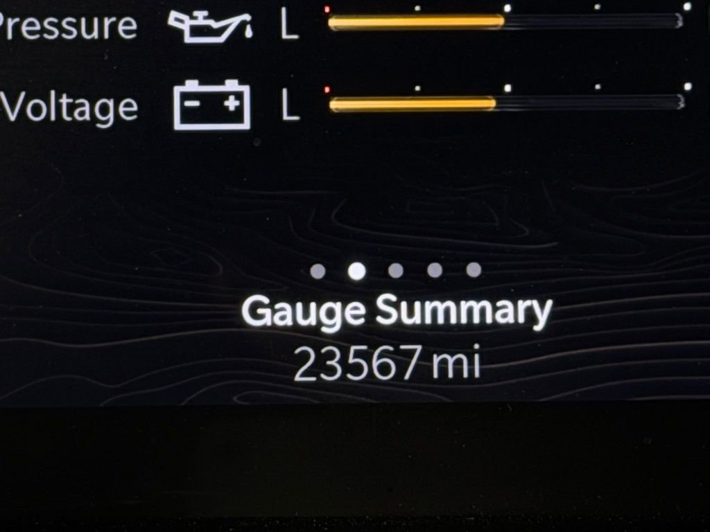 Used 2025 Jeep Grand Cherokee Laredo w/ Luxury Tech Group I image 16