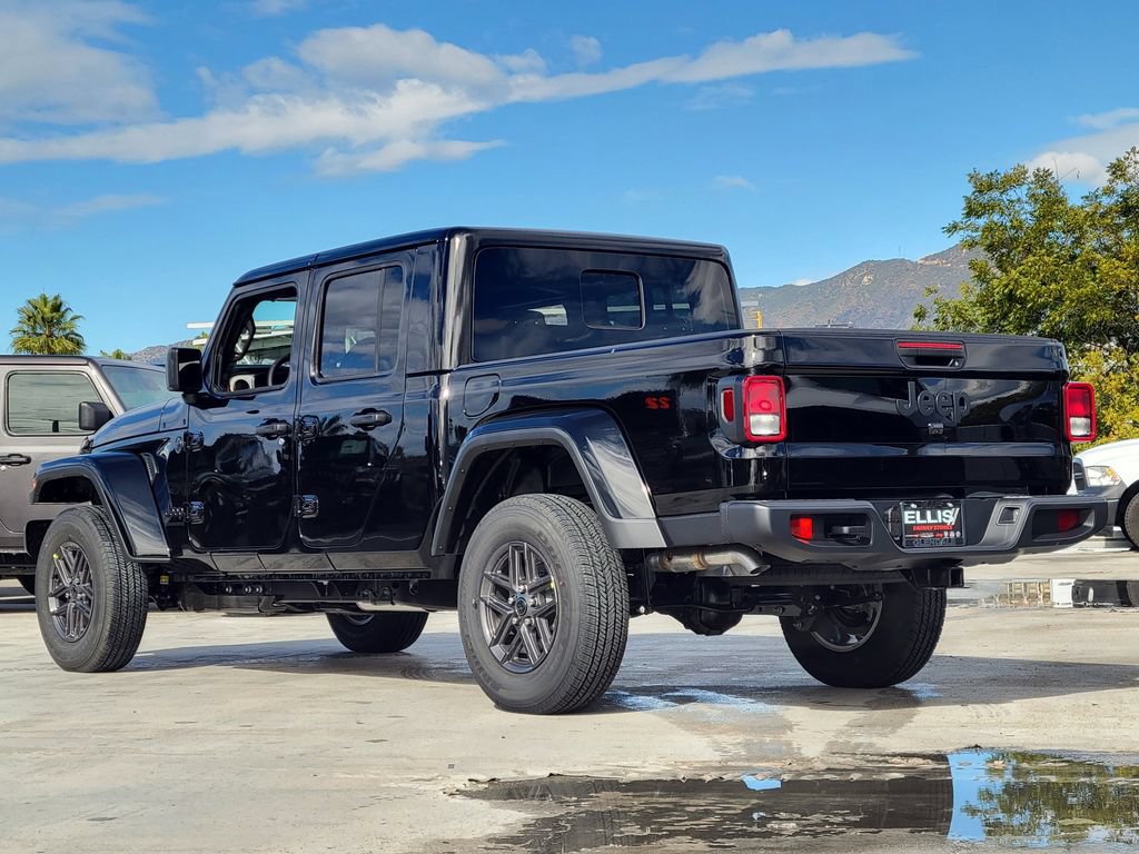 New 2026 Jeep Gladiator Sport AWD/4WD image 2