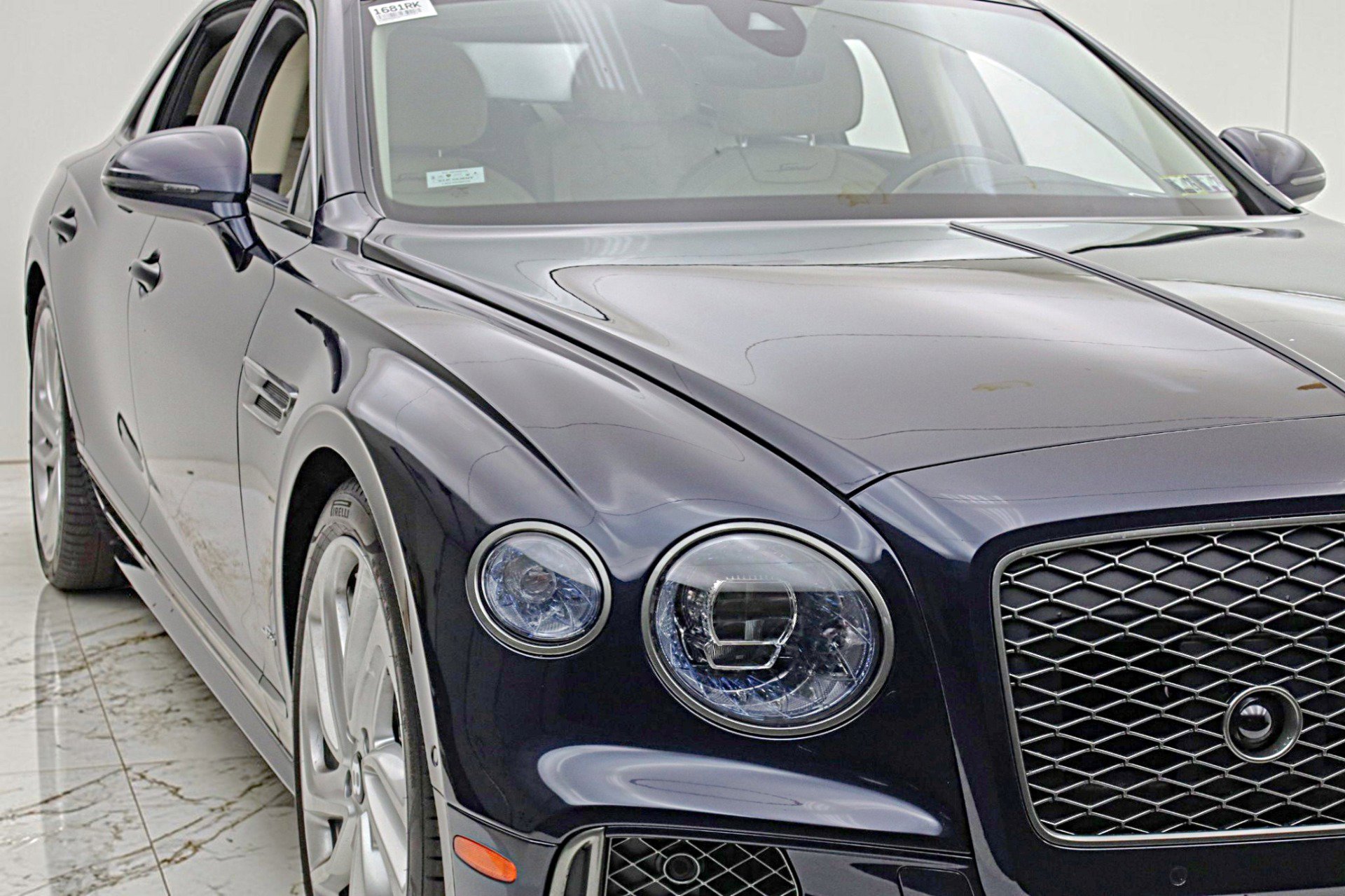 Used 2025 Bentley Flying Spur Plug-In Hybrid image 20